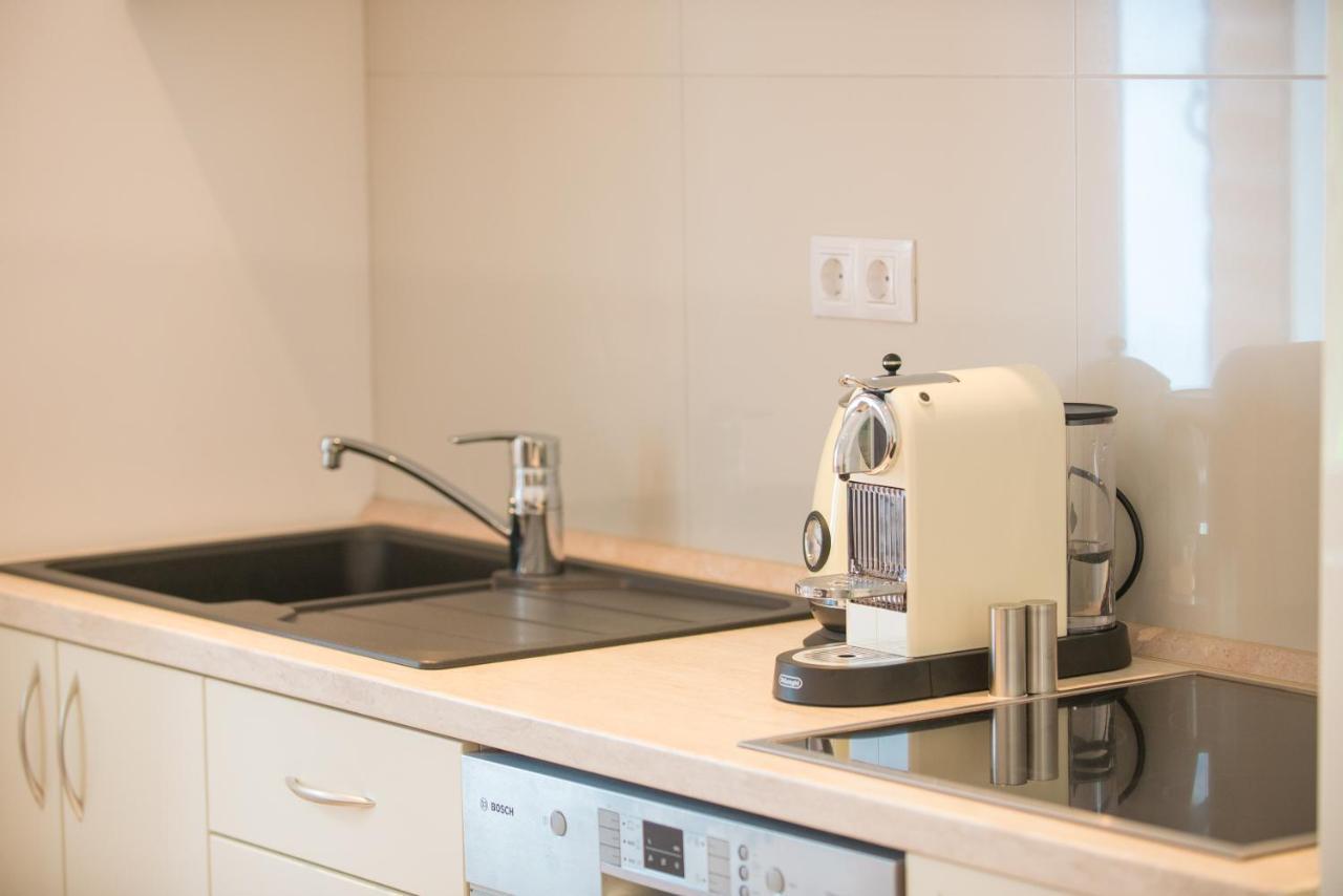 Apartments D&V โกตอร์ ภายนอก รูปภาพ